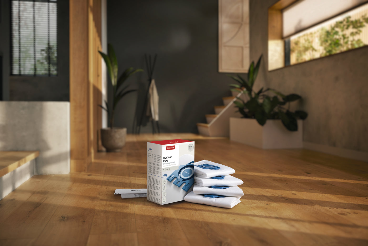 Miele GN HyClean Pure Vacuum Cleaner Dustbags, Vacuum Bags for Complete C2/C3 and Classic C1 Vacuums, Pack of 4