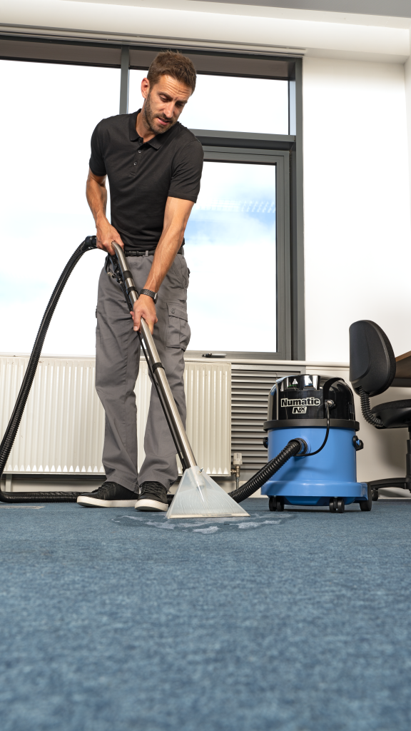 Numatic CTB370NX Cordless Extraction Vacuum