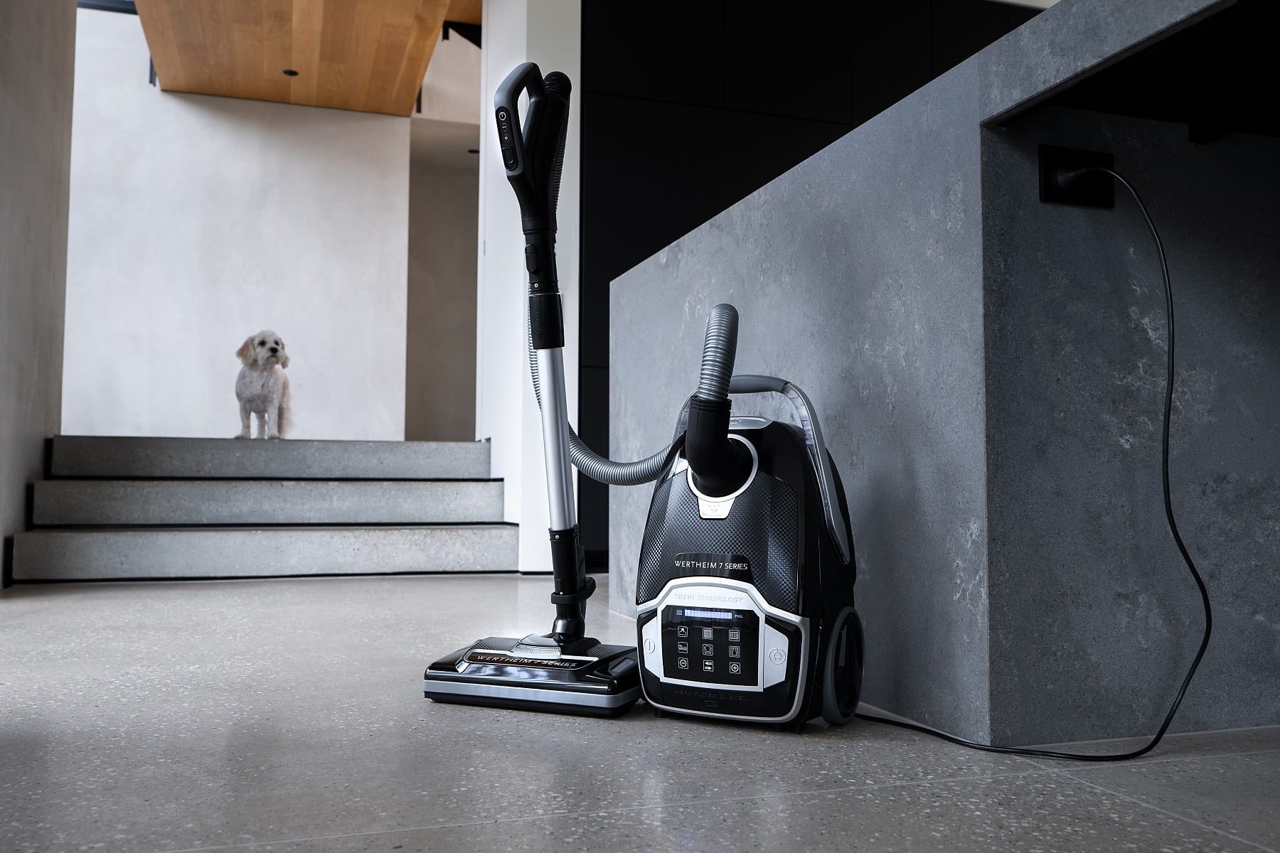 Wertheim 7 Series W9000 Vacuum Cleaner